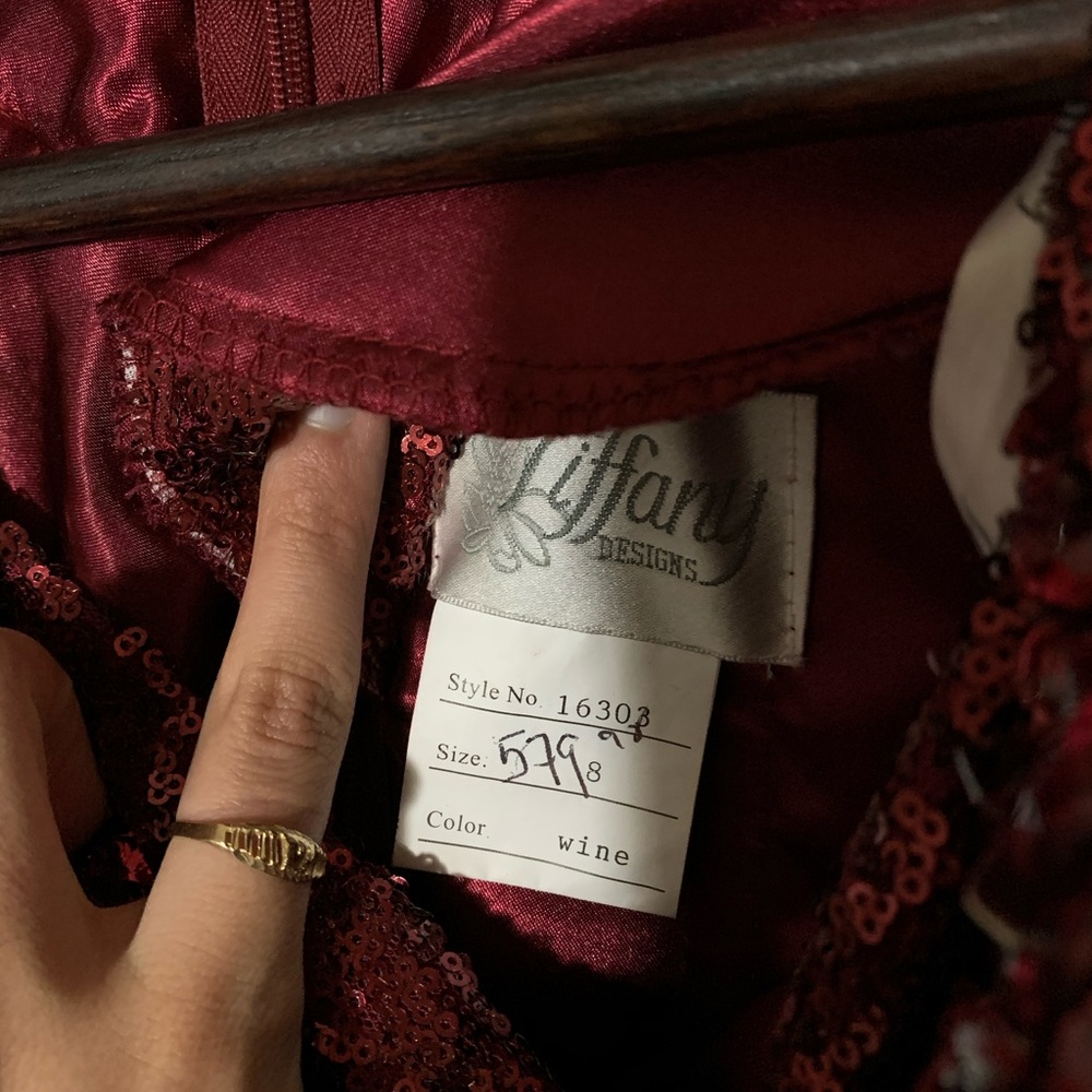 Tiffany designs sequinned ball gown. - Picture 7 of 7
